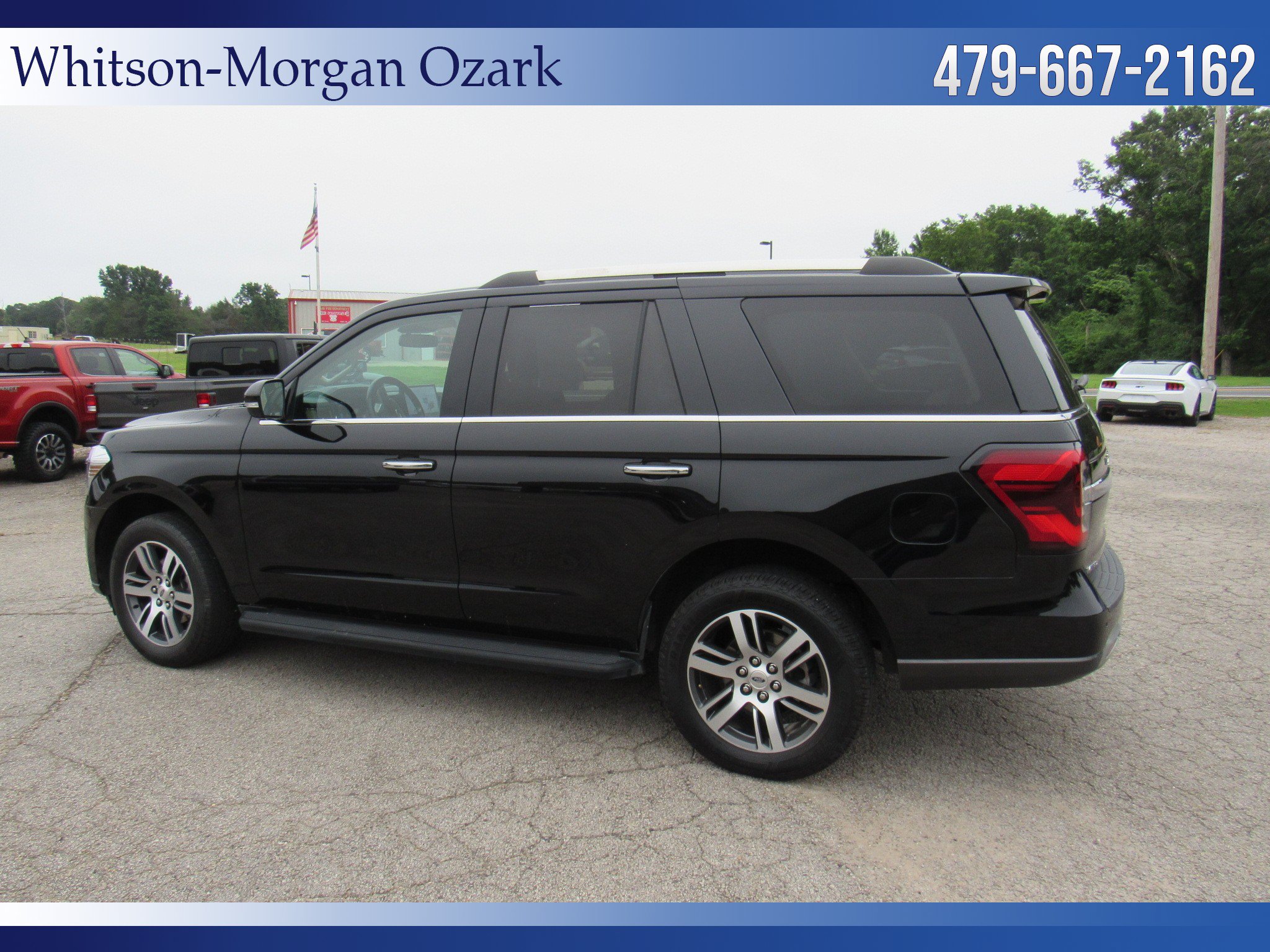 Used 2024 Ford Expedition Limited RWD image 10
