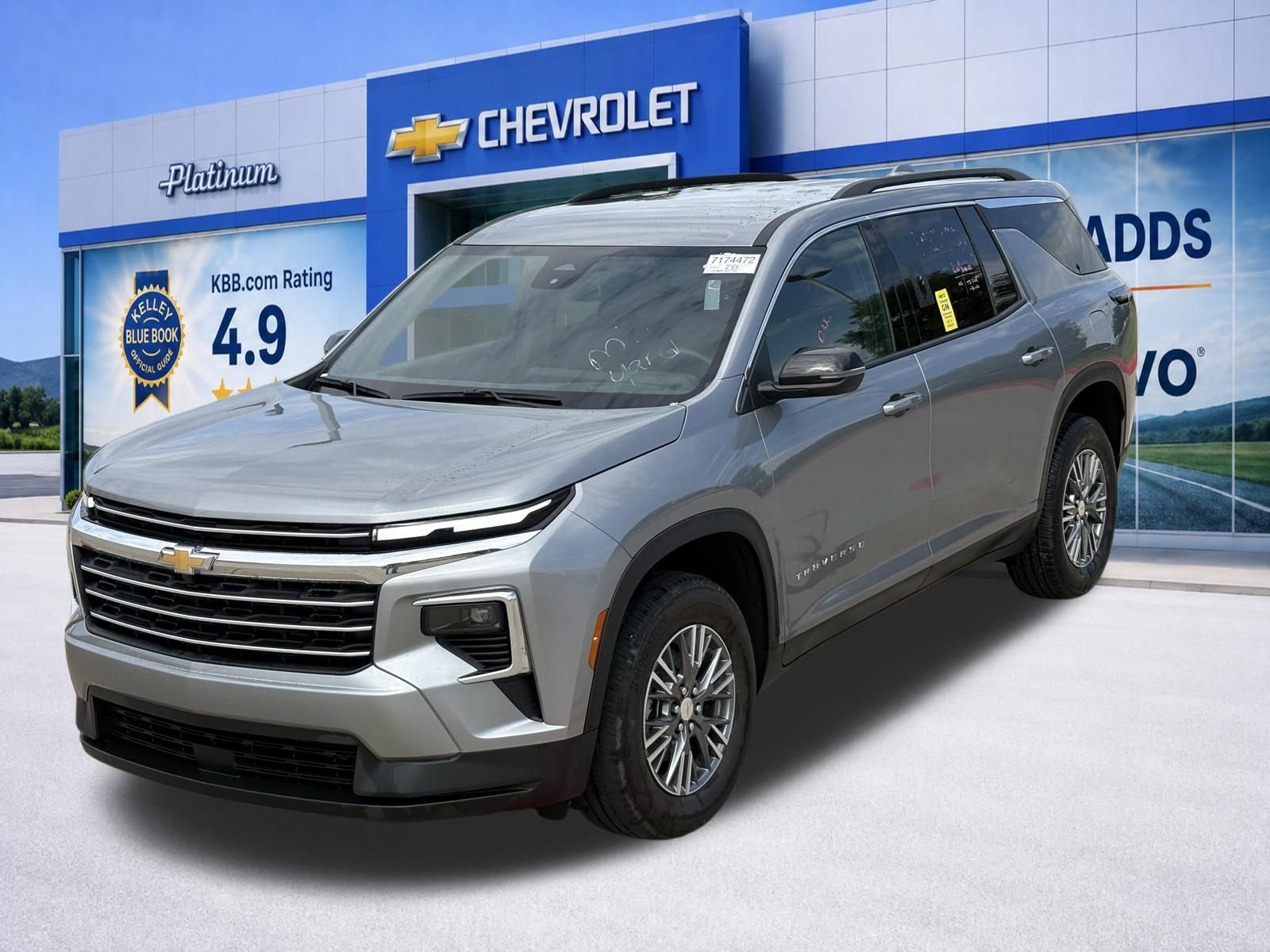 Certified 2025 Chevrolet Traverse LT FWD image 13