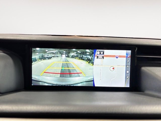 Used 2018 Lexus IS 350 image 19