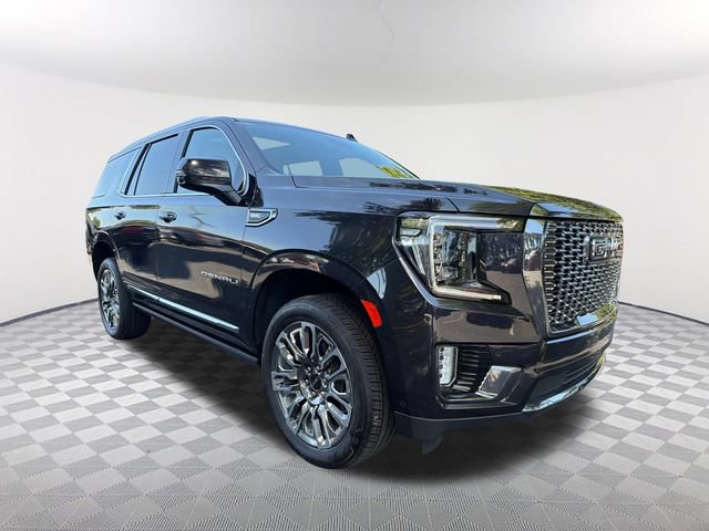 Used 2024 GMC Yukon Denali Ultimate AWD/4WD image 3