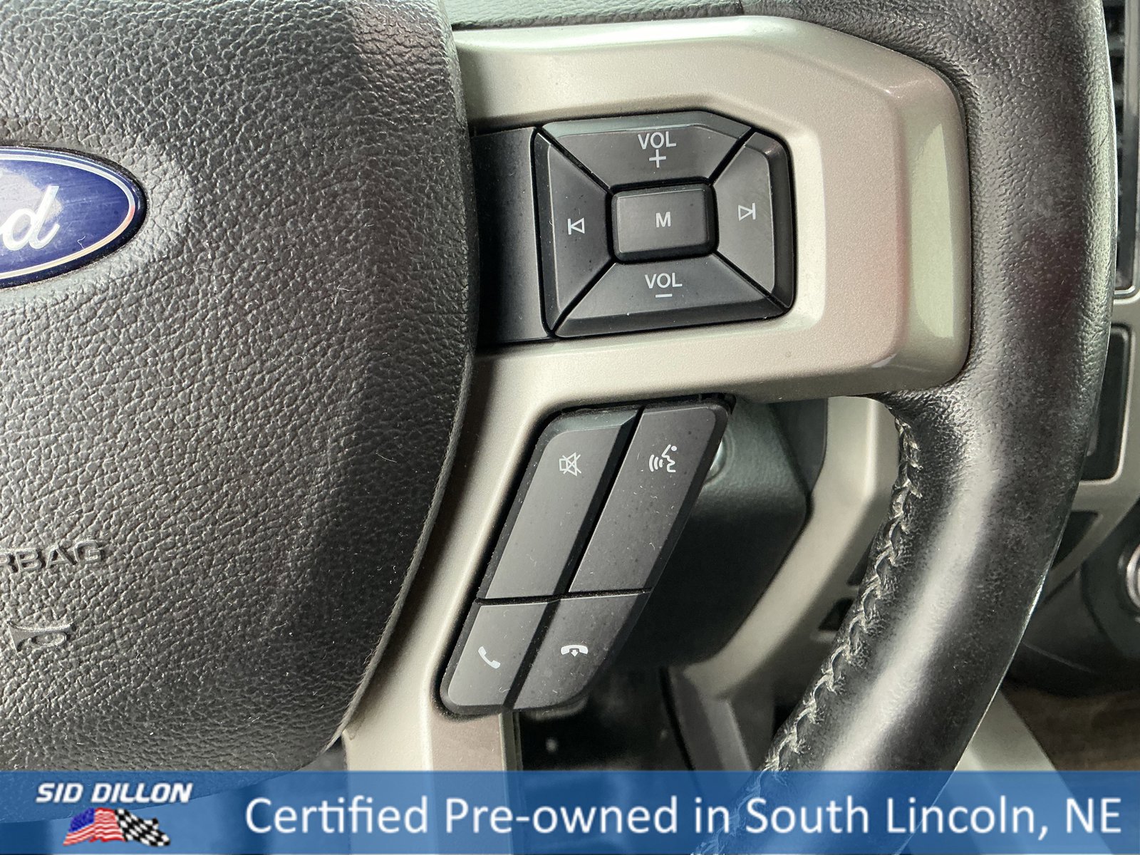 Used 2017 Ford F150 Lariat w/ Equipment Group 502A Luxury image 10