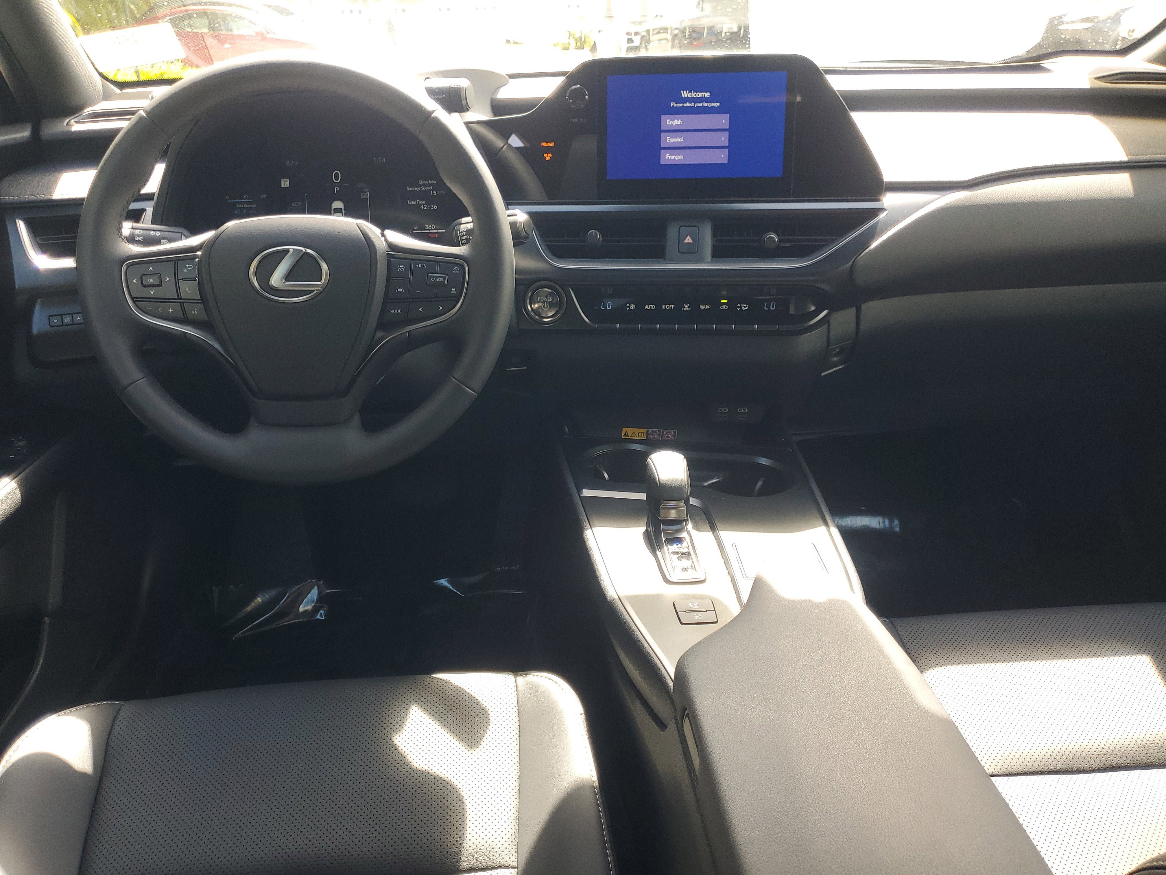 Used 2025 Lexus UX 300h FWD w/ Accessory Package (Z1) image 10