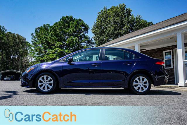 Used 2025 Toyota Corolla LE FWD image 14
