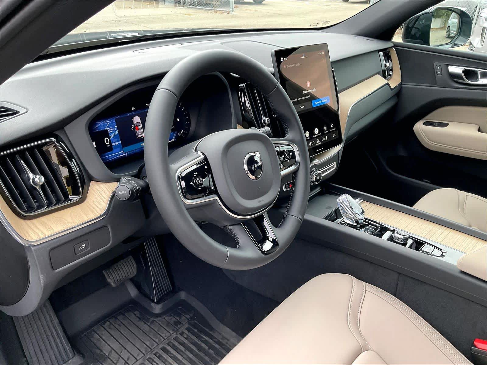 New 2027 Volvo XC60 B5 Core AWD/4WD image 8