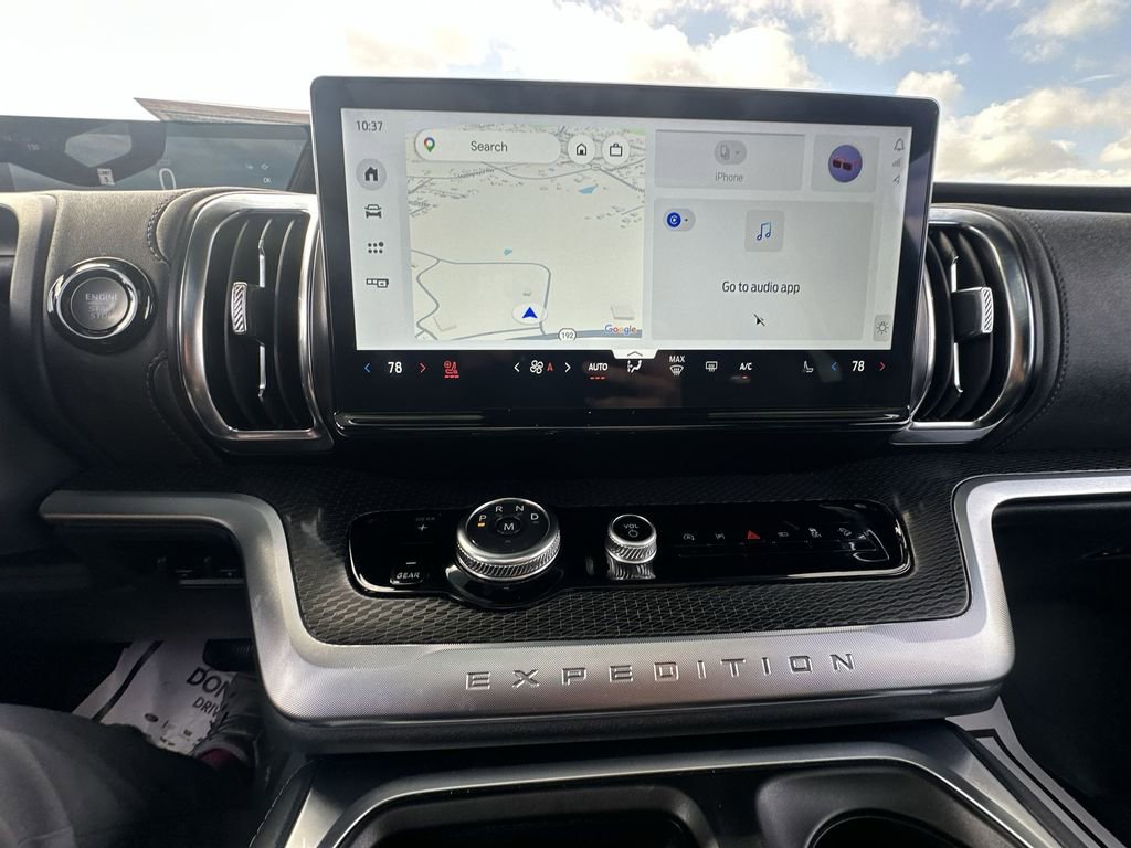 Used 2025 Ford Expedition Max Platinum w/ Stealth Performance Package AWD/4WD image 25