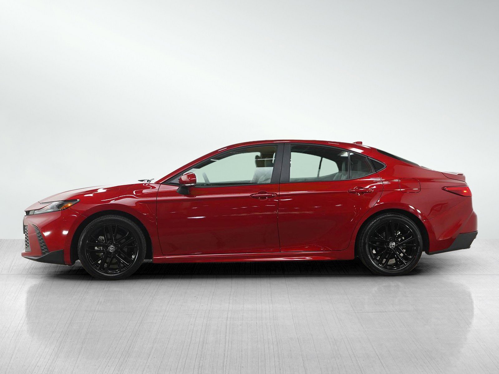 Used 2026 Toyota Camry SE w/ Multimedia Upgrade Package image 2