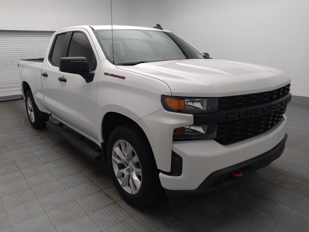Used 2020 Chevrolet Silverado 1500 Custom w/ Custom Value Package RWD image 13