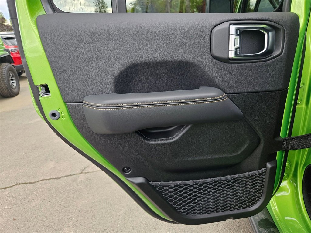 New 2025 Jeep Wrangler Unlimited Rubicon 392 image 14