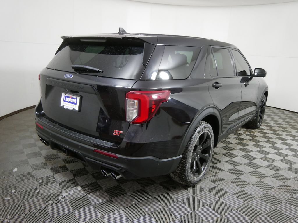 Used 2021 Ford Explorer ST w/ ST Street Pack image 3