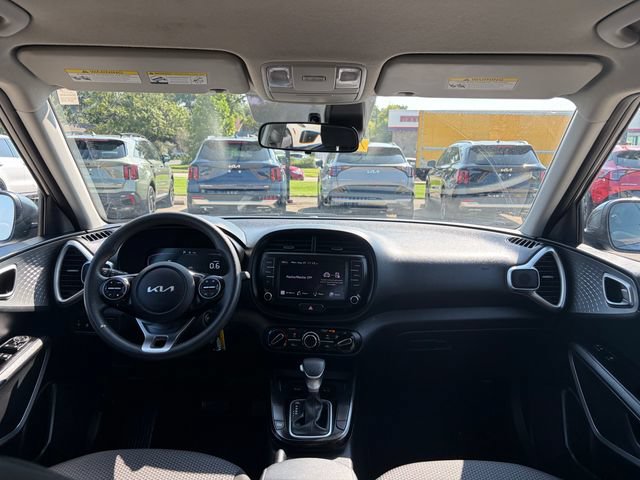 Certified 2024 Kia Soul LX w/ Option Group 015 FWD image 28