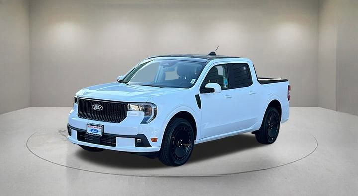 New 2025 Ford Maverick Lobo image 3