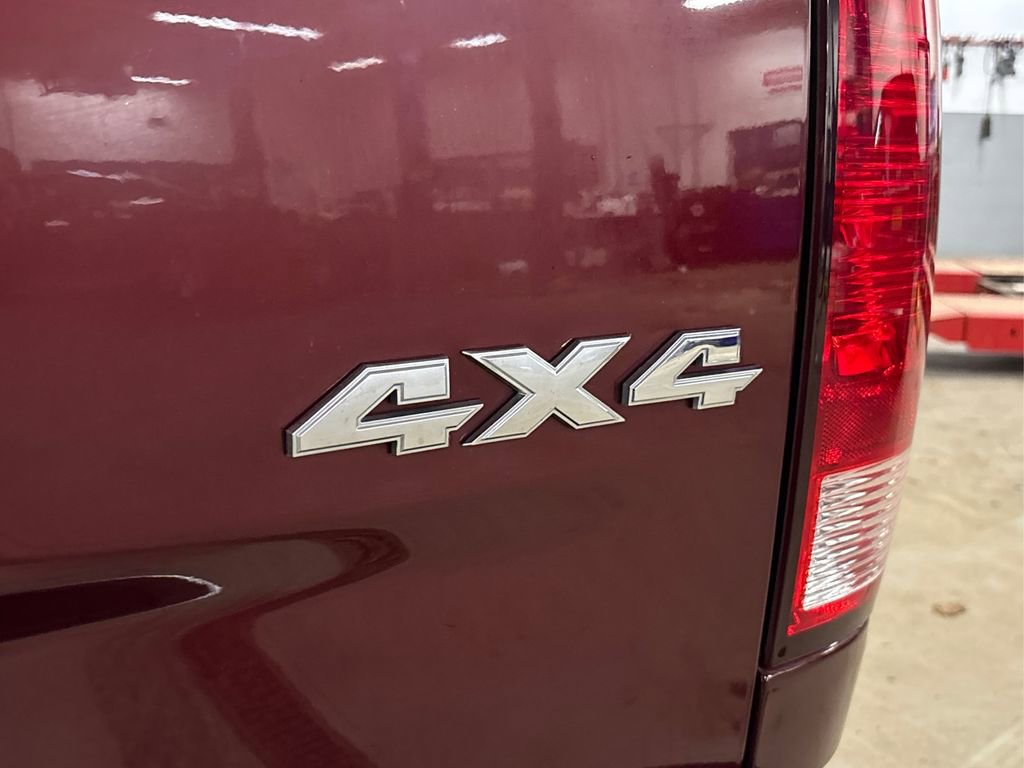 Used 2016 RAM 1500 Express image 16