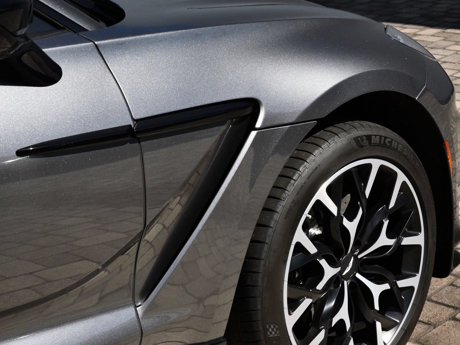 Used 2023 Aston Martin DBX 707 AWD/4WD image 9