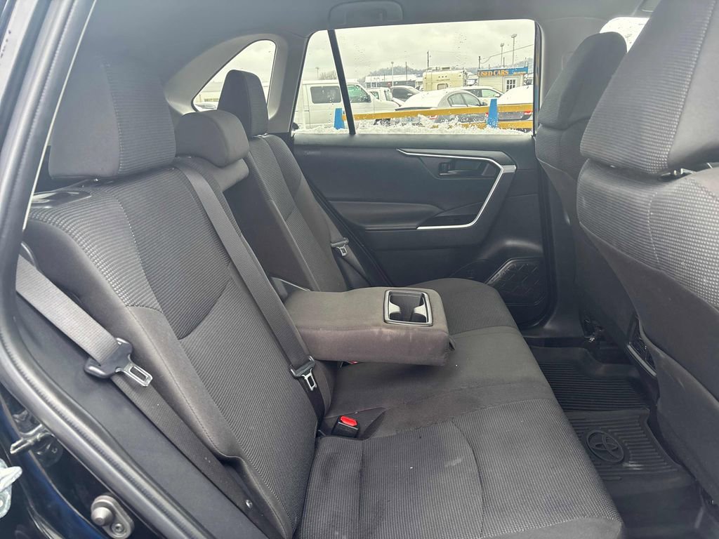 Used 2023 Toyota RAV4 LE image 42