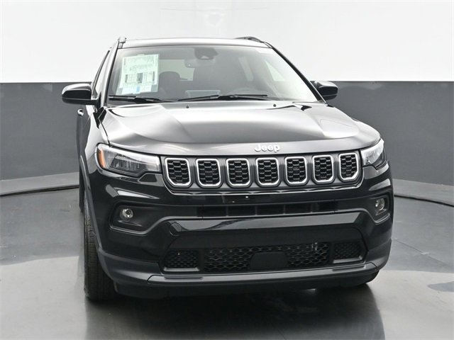 New 2025 Jeep Compass Latitude w/ Sun & Sound Group image 8