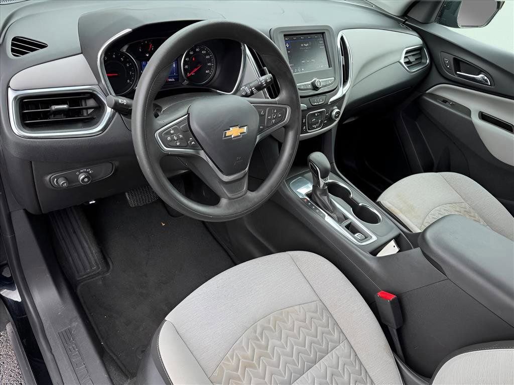 Used 2023 Chevrolet Equinox LS w/ LS Convenience Package image 12