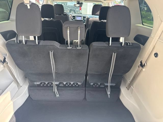 Used 2024 Chrysler Voyager LX FWD image 28