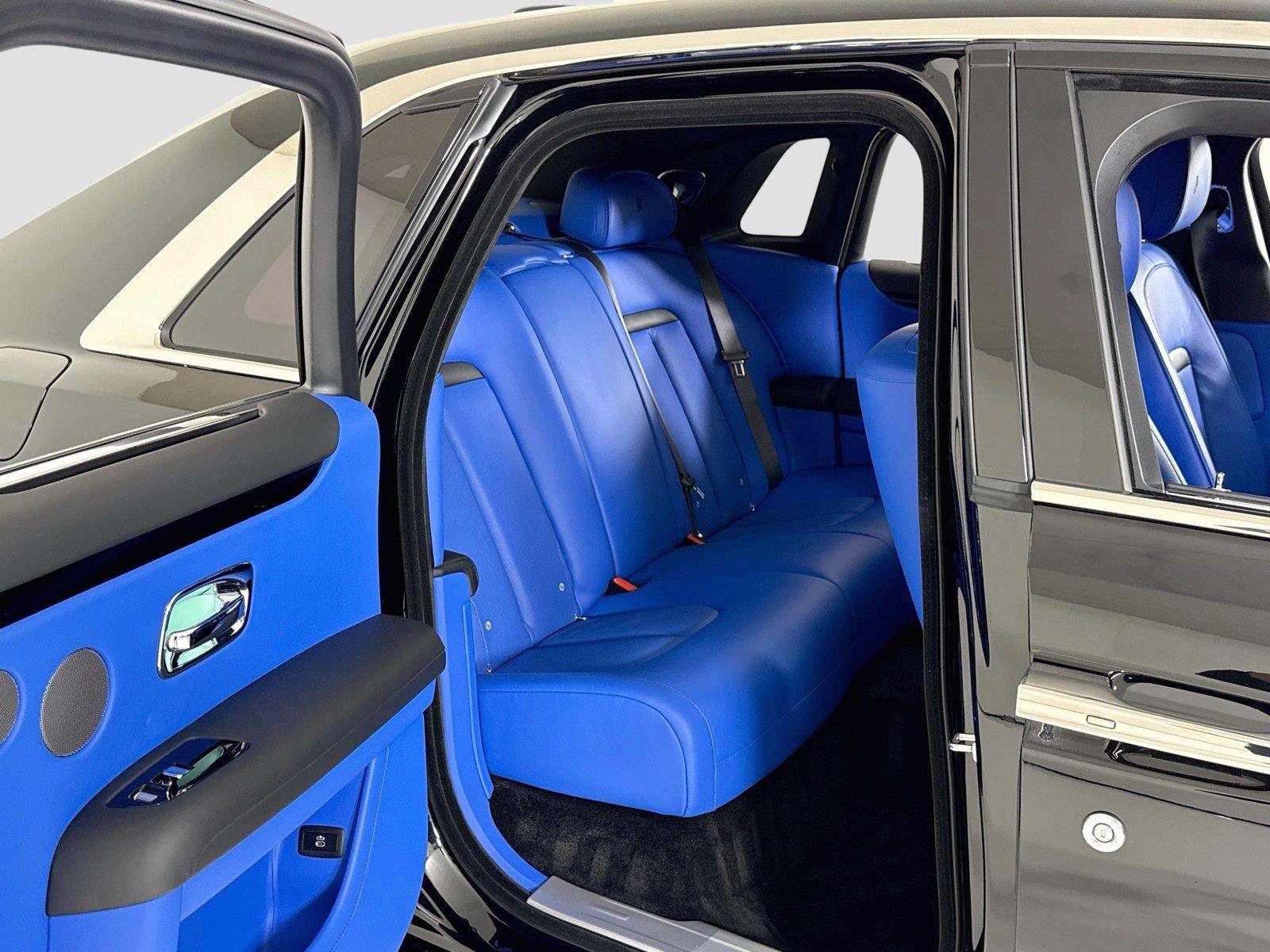 Used 2025 Rolls-Royce Ghost AWD/4WD image 31