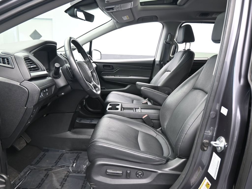 Used 2024 Honda Odyssey EX-L image 11