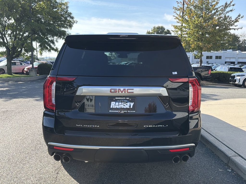 Used 2024 GMC Yukon Denali AWD/4WD image 27