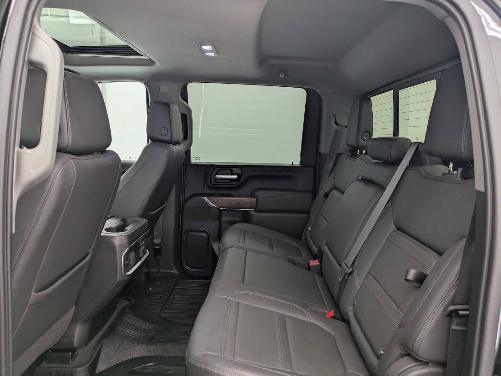 Used 2021 GMC Sierra 2500 Denali w/ Denali Ultimate Package AWD/4WD image 22