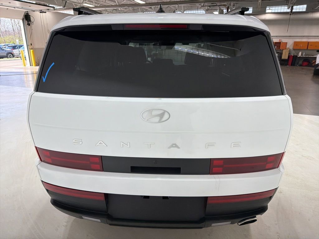 Certified 2025 Hyundai Santa Fe SEL image 6