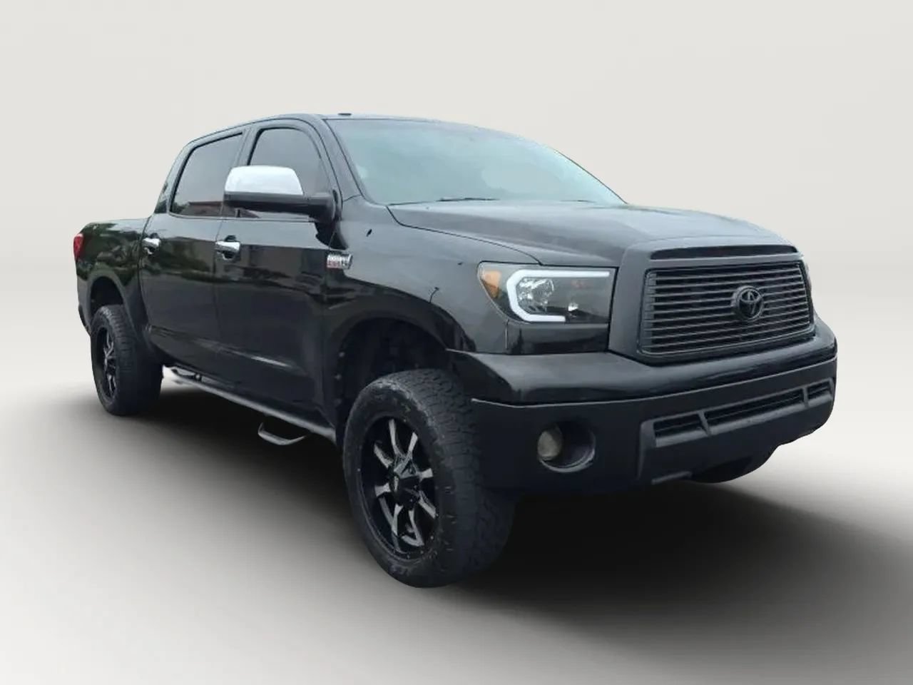 Used 2012 Toyota Tundra Limited w/ Platinum Pkg RWD image 3
