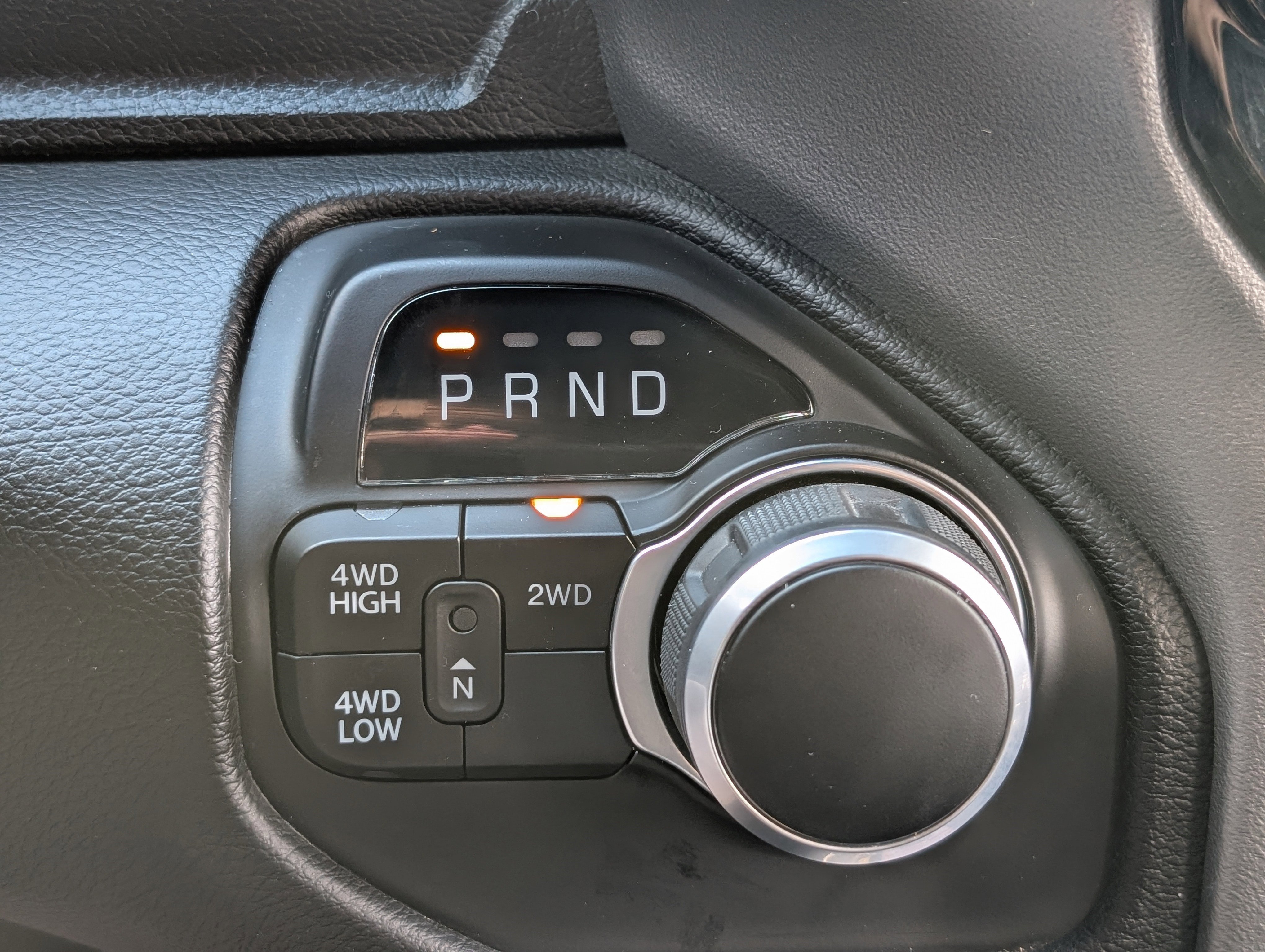 Used 2024 RAM 2500 Big Horn w/ Sport Appearance Package image 31