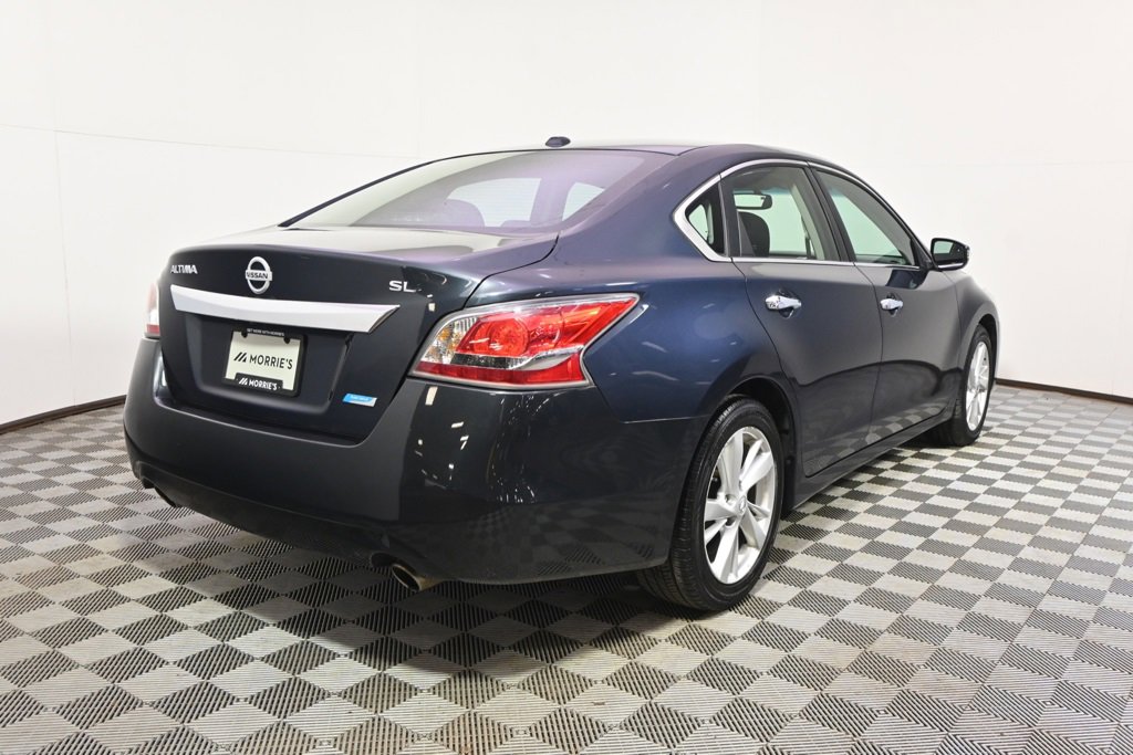 Used 2014 Nissan Altima 2.5 SL w/ Moonroof Package image 6