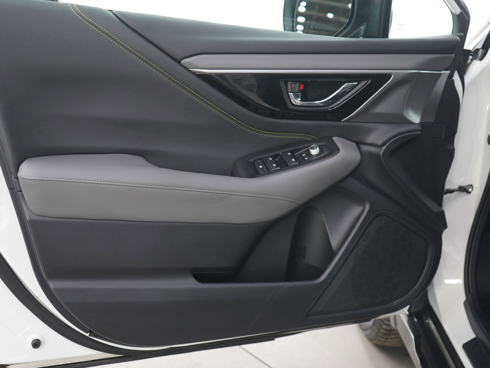 Used 2021 Subaru Outback Onyx Edition XT w/ Popular Package #2 image 18