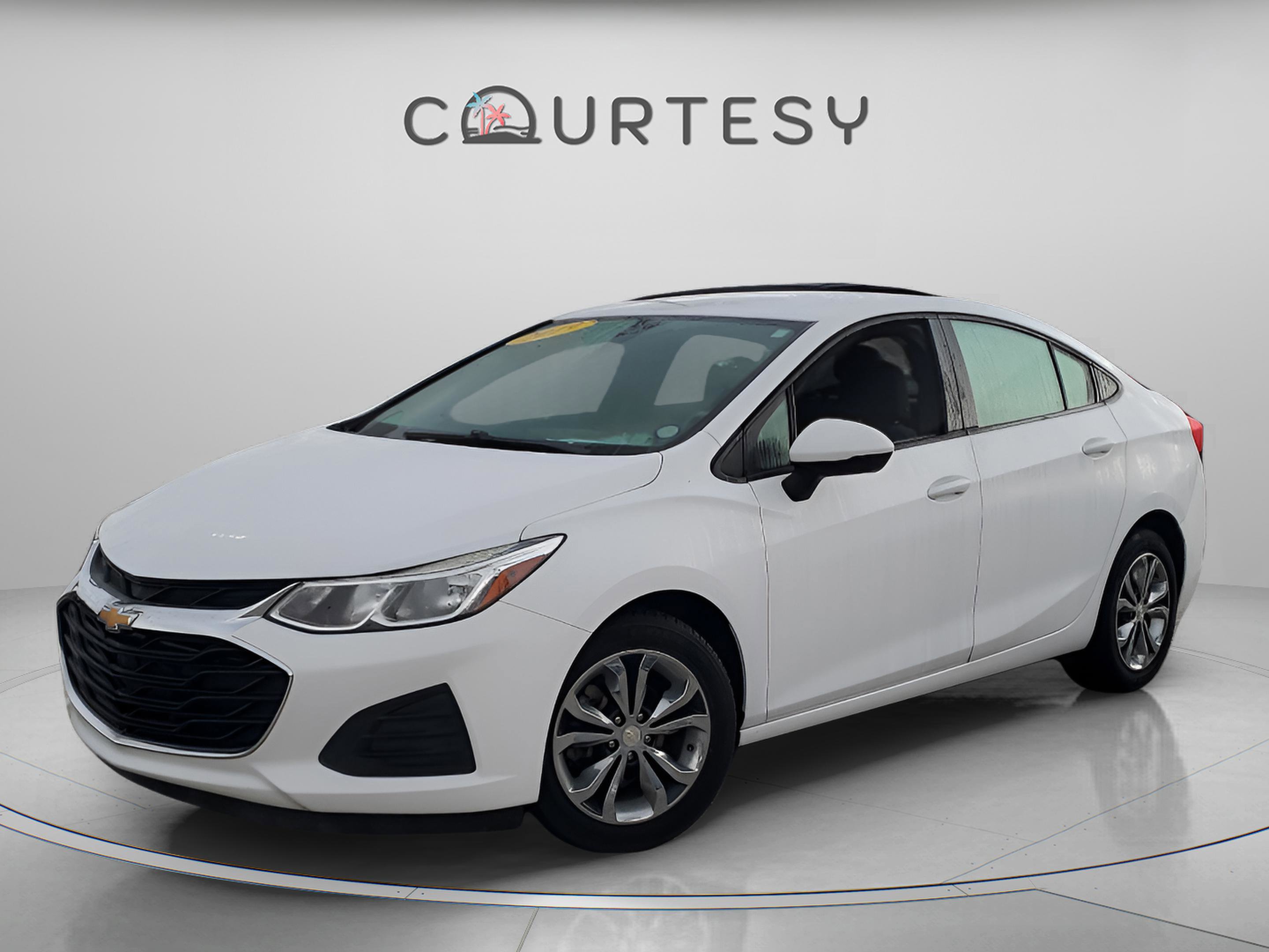 Used 2019 Chevrolet Cruze LS w/ LS Convenience Package image 1