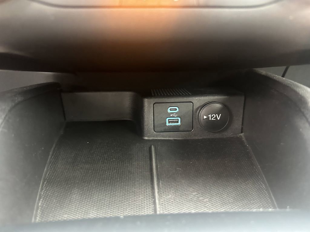 Used 2023 Ford Escape ST-Line image 18