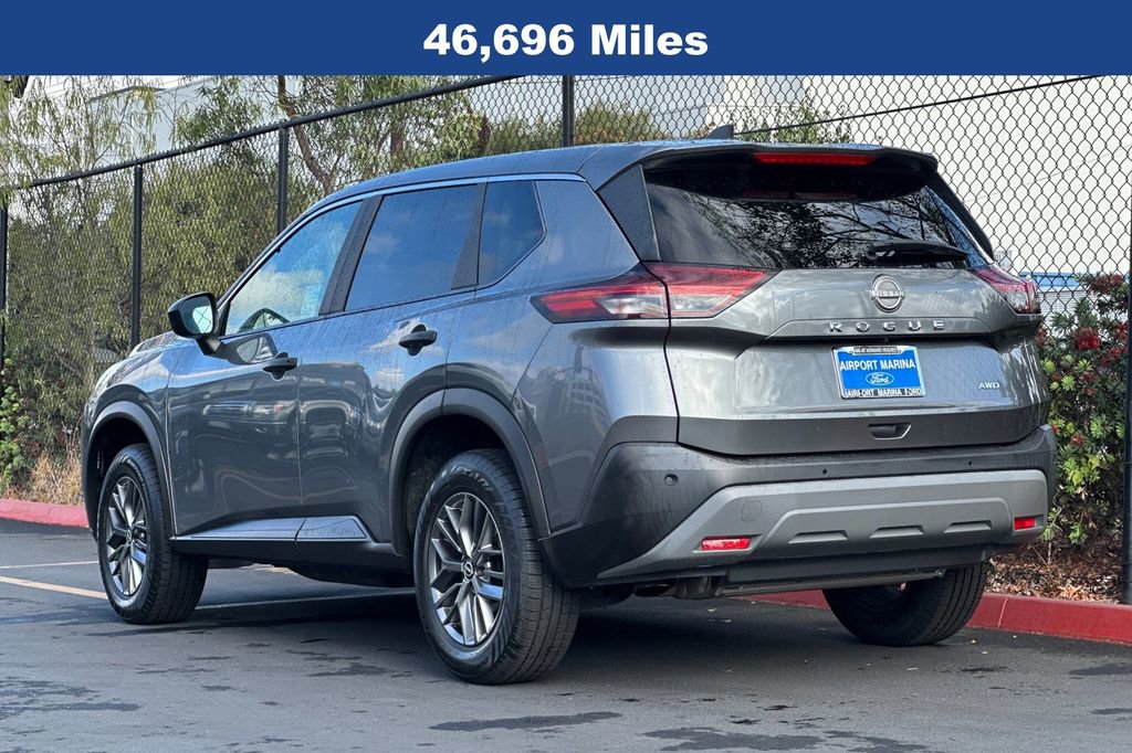 Used 2023 Nissan Rogue S image 8