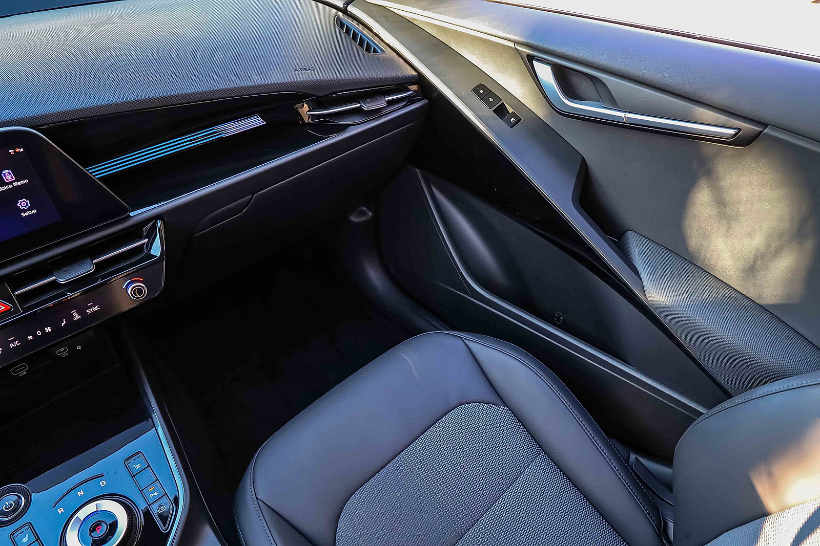 Certified 2024 Kia Niro Wind w/ Wind Preserve Package image 17