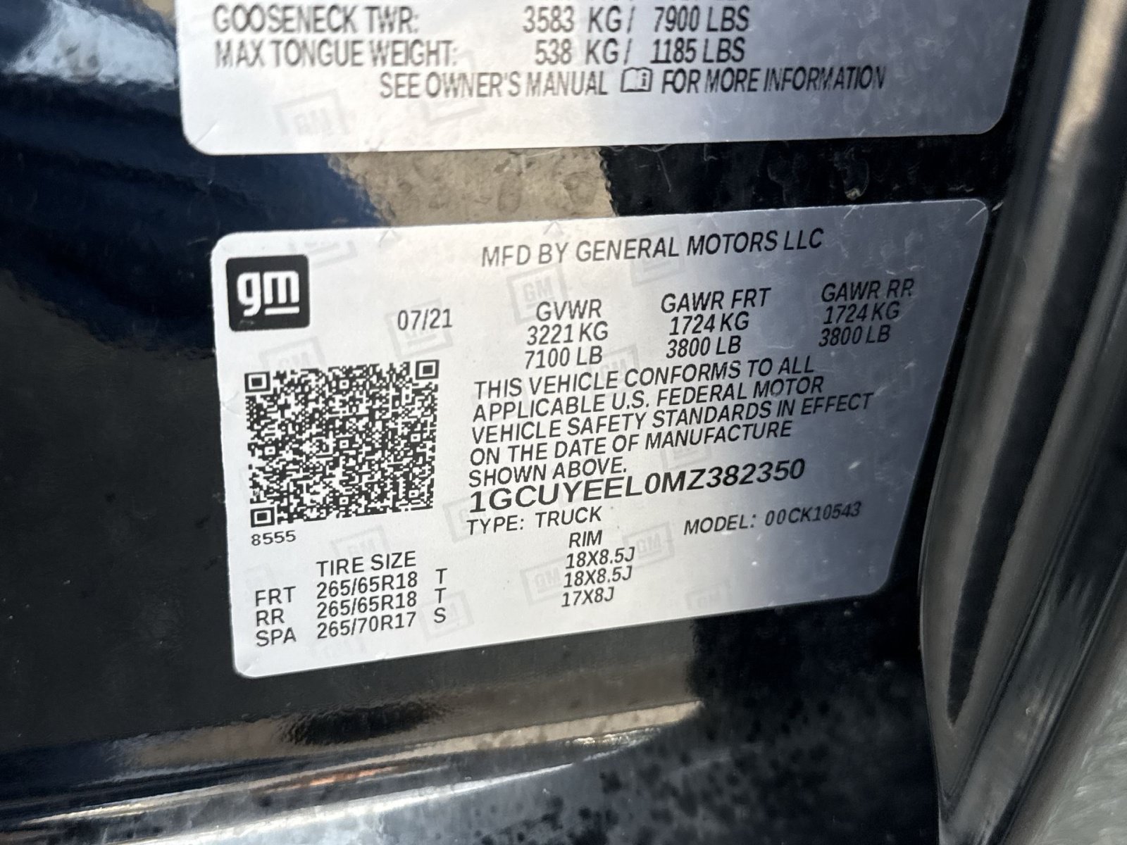 Used 2021 Chevrolet Silverado 1500 RST AWD/4WD image 28