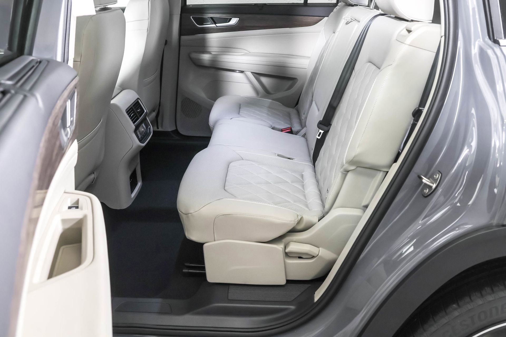 New 2026 Volkswagen Atlas SEL Premium R-Line image 34