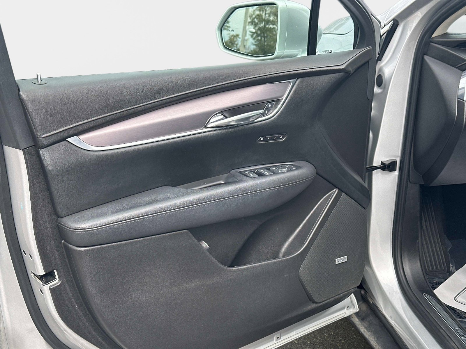 Used 2019 Cadillac XT5 Luxury image 17