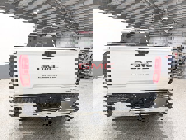 Used 2025 GMC Sierra 2500 SLE w/ SLE Value Package; image 4