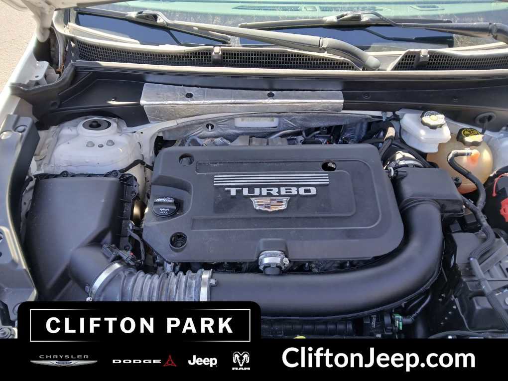 Used 2022 Cadillac XT4 Luxury w/ Cold Weather Package image 27