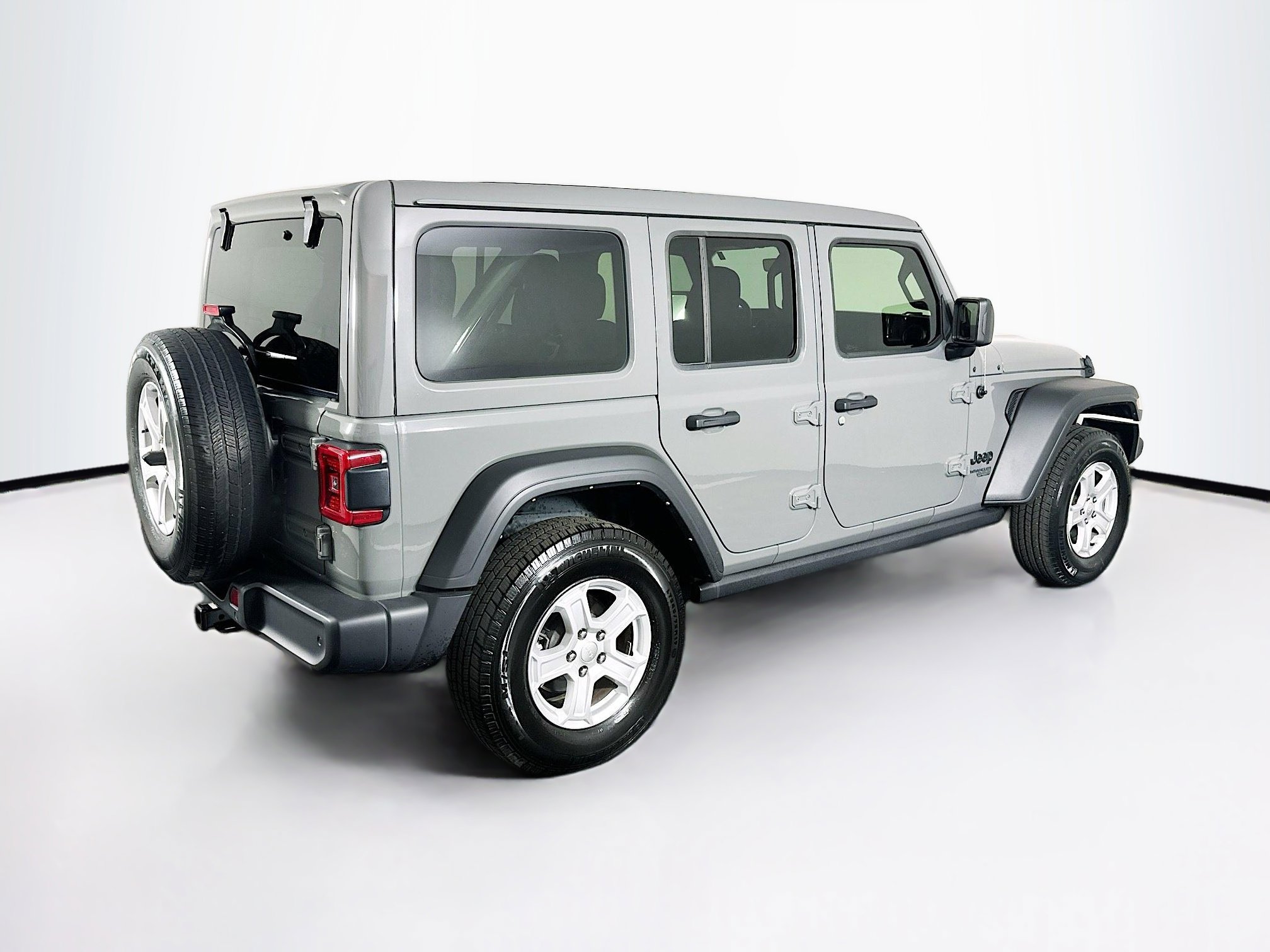 Used 2021 Jeep Wrangler Sport S w/ Sun And Sound Package AWD/4WD image 9