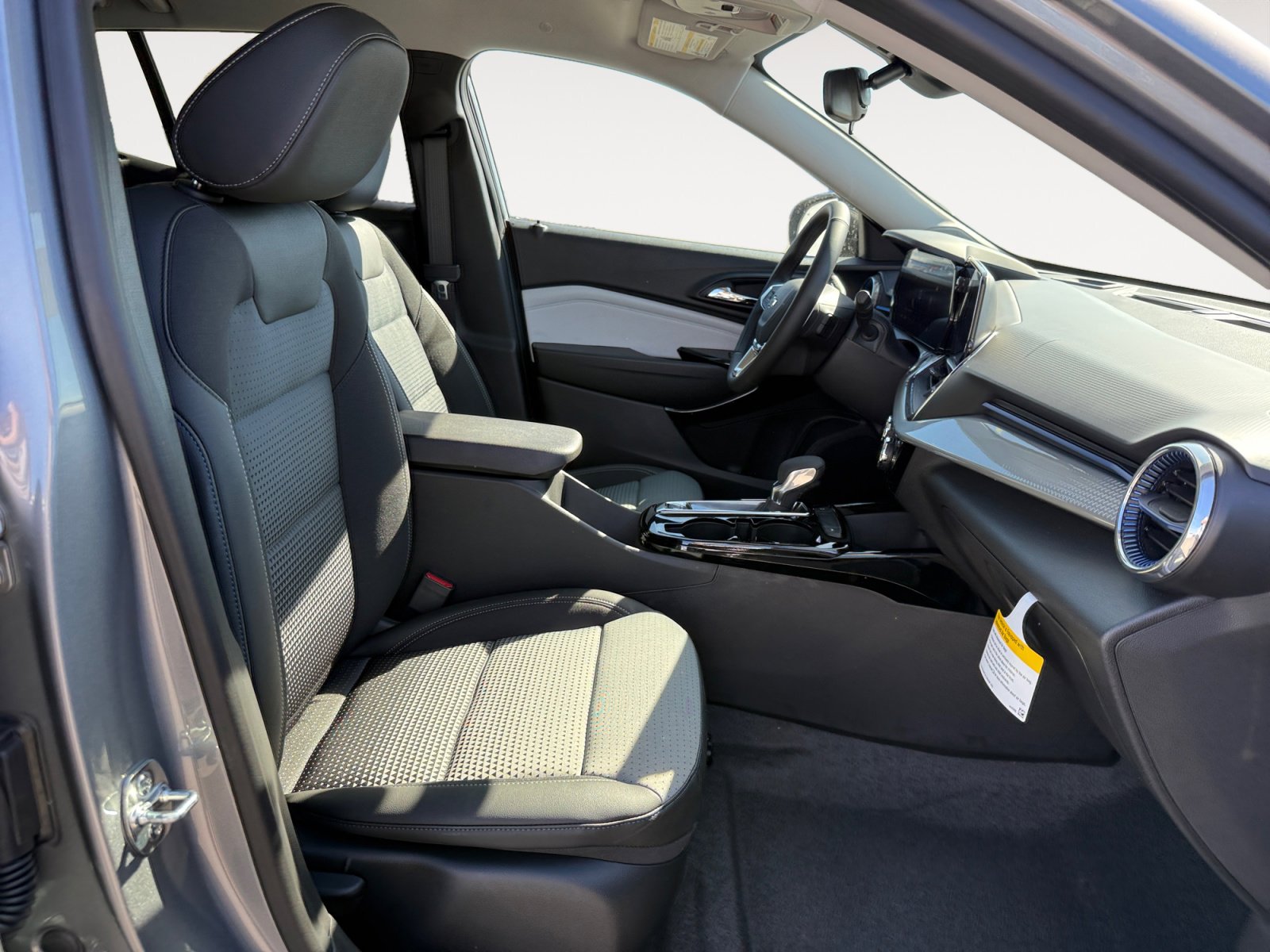 New 2026 Chevrolet Trax LT w/ Driver Confidence Package image 19