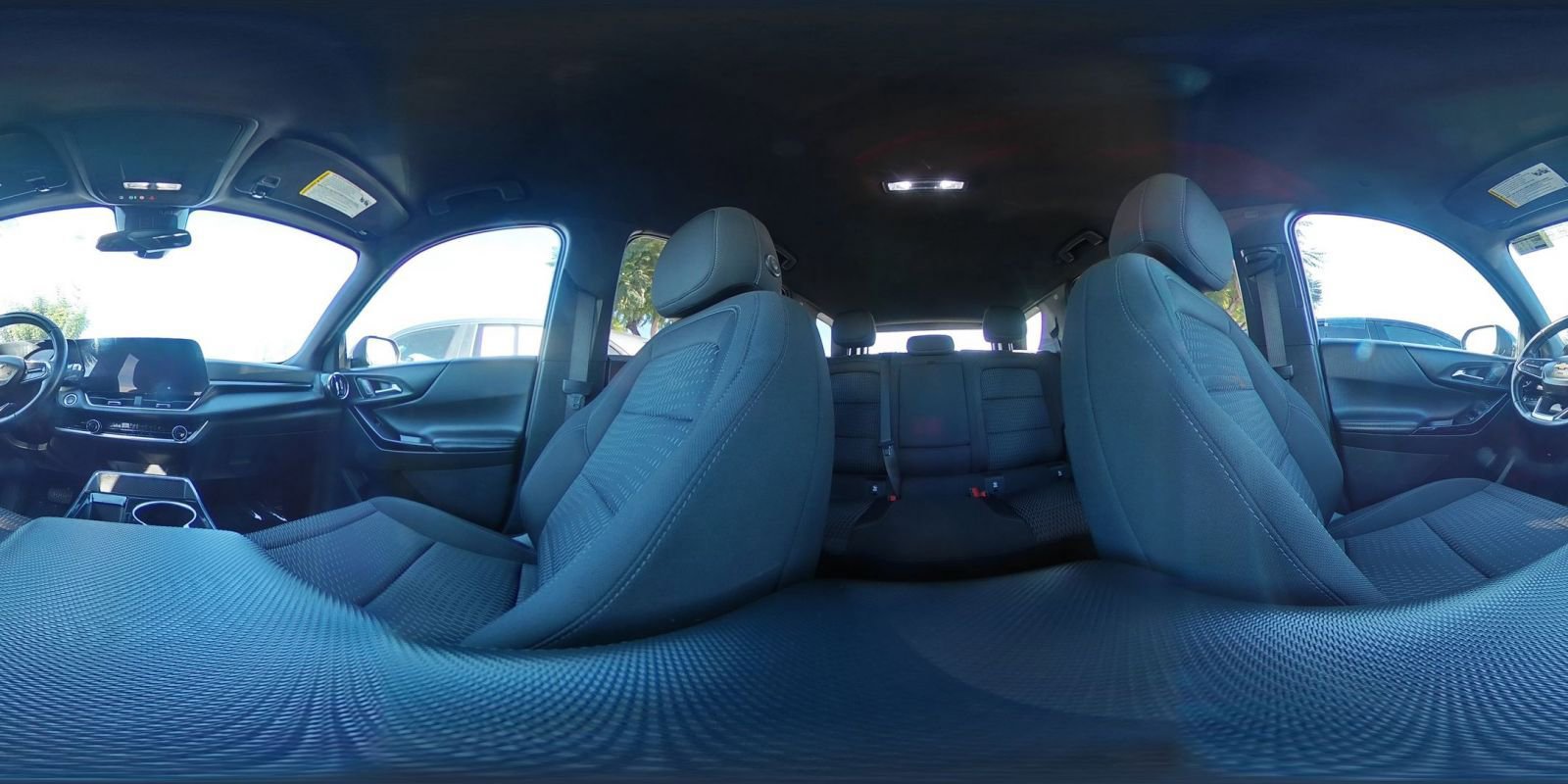 Used 2025 Chevrolet Equinox LT image 42