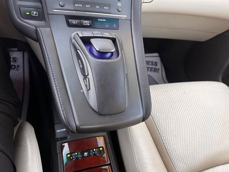 Used 2010 Lexus HS 250h FWD image 37