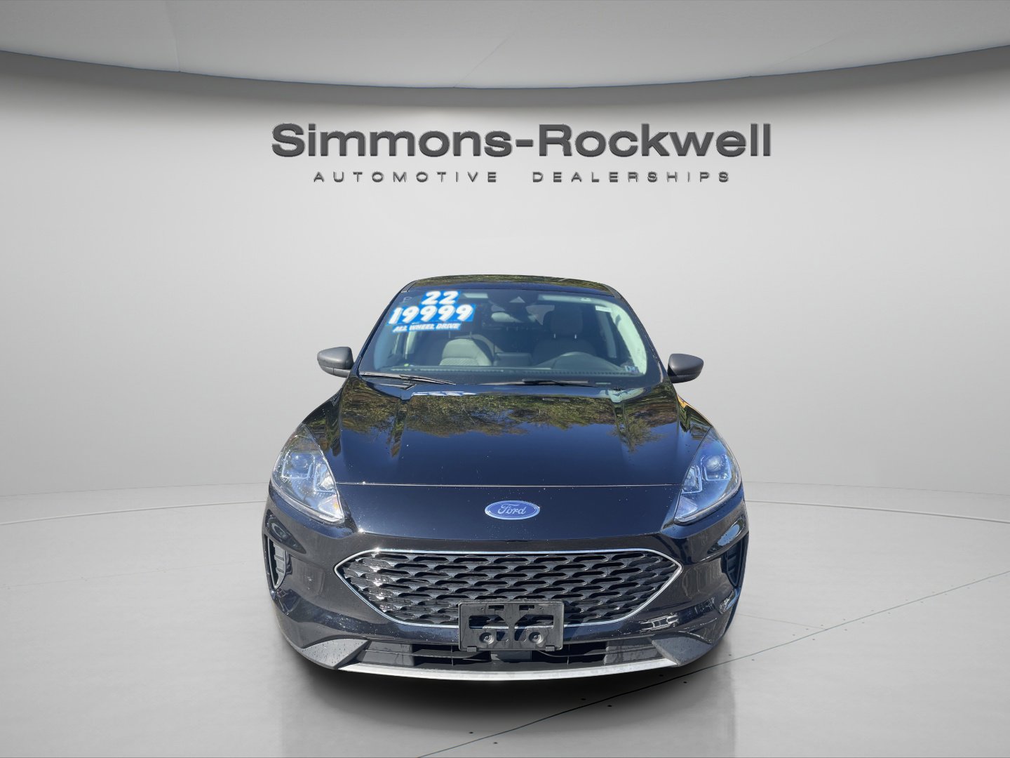 Used 2022 Ford Escape SE image 2