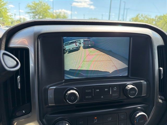 Used 2018 Chevrolet Silverado 1500 LT w/ LT Convenience Package AWD/4WD image 19