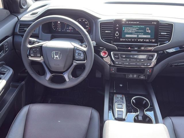 New 2026 Honda Ridgeline Black Edition image 9