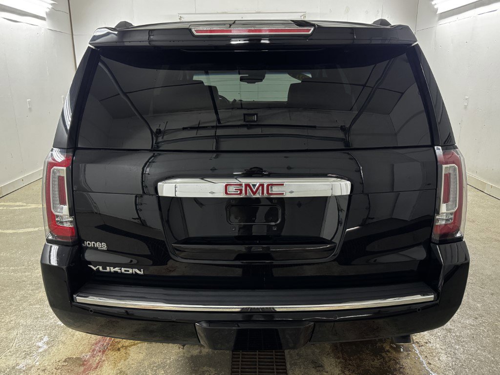 Used 2019 GMC Yukon Denali w/ Denali Ultimate Package image 10