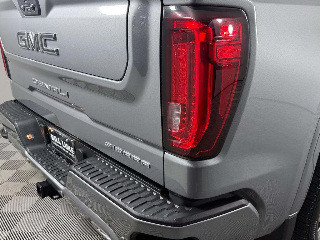 Used 2025 GMC Sierra 1500 Denali Ultimate AWD/4WD image 16