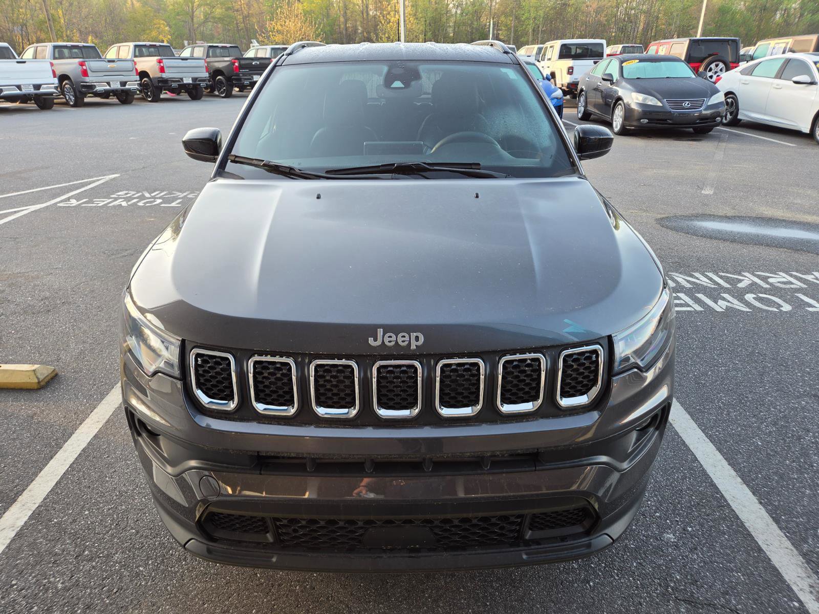 Used 2023 Jeep Compass Latitude w/ Convenience Group image 2