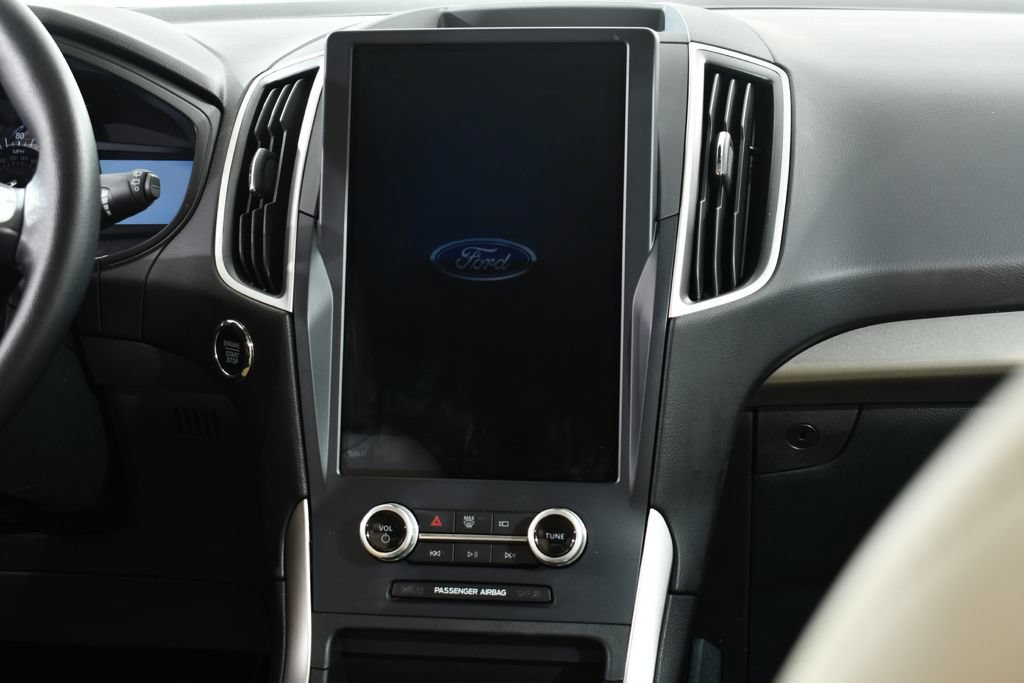 Used 2023 Ford Edge SEL AWD/4WD image 9